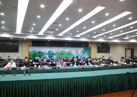 广西部署耕地；ず秃由铰袒占渥ㄏ罟婊僭旃ぷ “破局”耕林空间矛盾